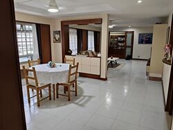 Blk 240 Pasir Ris Street 21 (Pasir Ris), HDB Executive #519265521